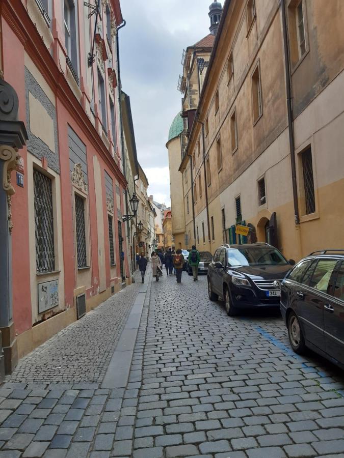 Apartamento Soukromy Pokoj V Srdci Prahy Praga Exterior foto